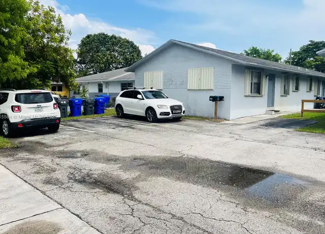 Property at 5920 Garfield St, Hollywood, FL, 33021, 2 beds, 2 baths, [object Object]