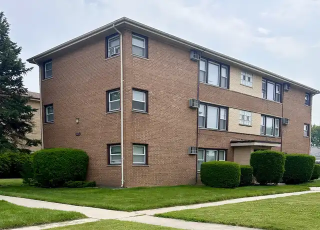 Property at 11830 S Karlov Ave Unit 2E, Alsip, IL, 60803, 2 beds, 1 bath, [object Object]