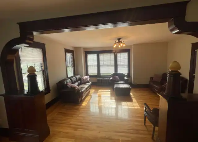 Property at 174 Vernon St Unit 2, Worcester, MA, 01610, 3 beds, 1 bath, [object Object]