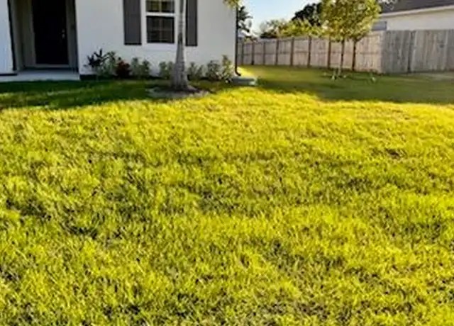 Property at 1126 SW Sudder Ave Apt A, Port St. Lucie, FL, 34953, 1 bed, 1 bath, [object Object]