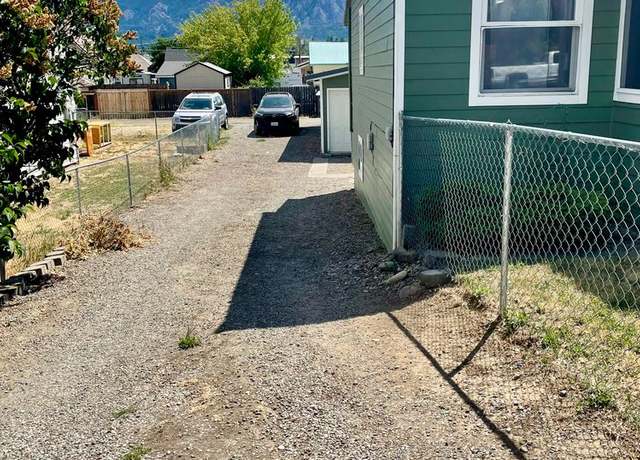 Photo of 113 W 3rd St, Cle Elum, WA 98922