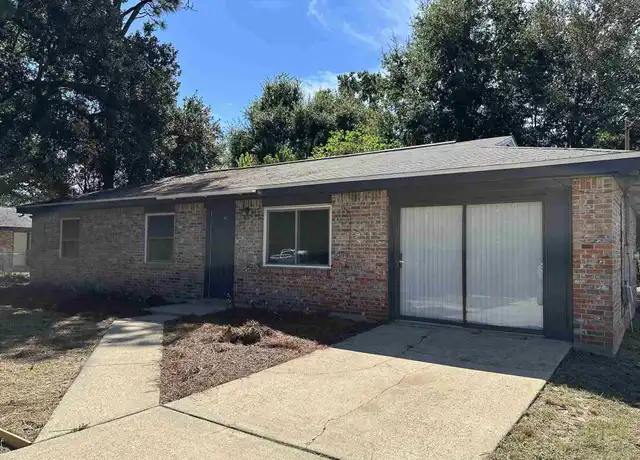 Property at 3735 Creighton Rd, Pensacola, FL, 32504, 3 beds, 1 bath, [object Object]