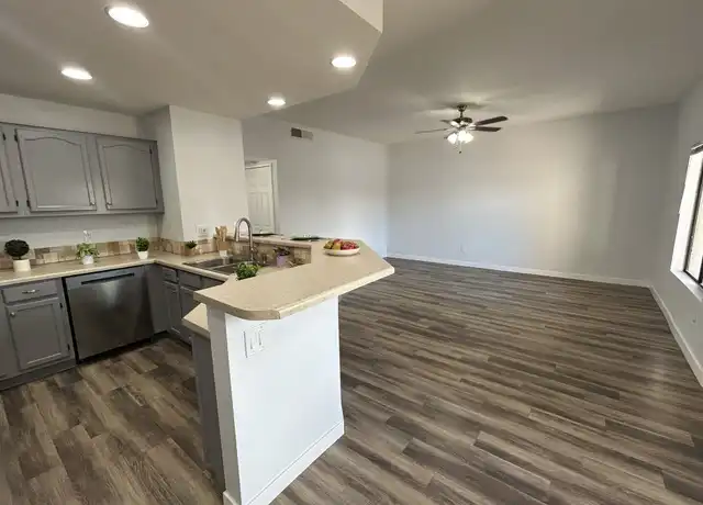 Property at 11666 N 28th Dr #131, Phoenix, AZ, 85029, 2 beds, 2 baths, [object Object]