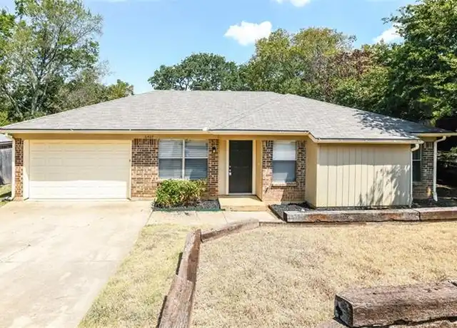 Property at 6407 Woods Edge Dr, Arlington, TX, 76016, 3 beds, 2 baths, [object Object]