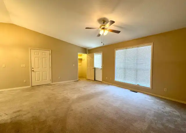 Property at 3 Fox Run Ln Apt 3, Batesville, AR, 72501, 2 beds, 2 baths, [object Object]