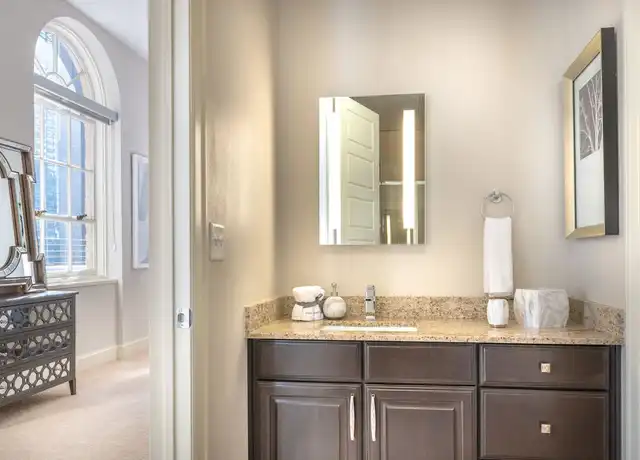 Property at 412 N Ervay St Unit 1603, Dallas, TX, 75201, 1 bed, 1 bath, [object Object]