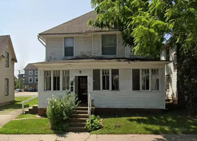 Property at 121 Wiggins St Unit 2, West Lafayette, IN, 47906, 2 beds, 1 bath, [object Object]