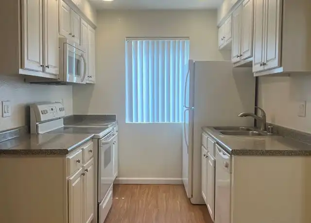 Property at 2665 S Bruce St Unit 67, Las Vegas, NV, 89169, 1 bed, 1 bath, [object Object]