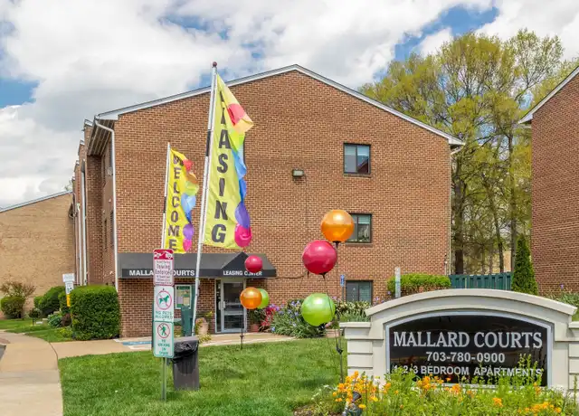 Property at 4511 Colony Ct Unit 1203-B, Alexandria, VA, 22309, 2 beds, 2 baths, [object Object]