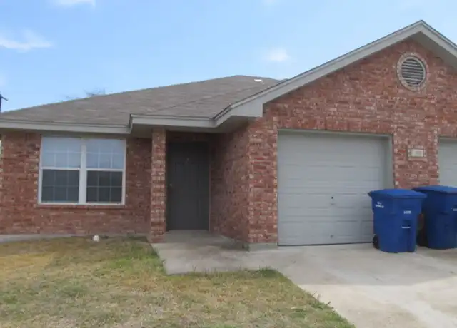 Property at 305 Creek St Unit B, Copperas Cove, TX, 76522, 3 beds, 2 baths, [object Object]