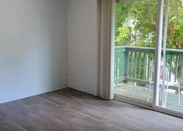 Property at 1136 NE 181st Ave Unit 415-28, Portland, OR, 97230, 1 bed, 1 bath, [object Object]