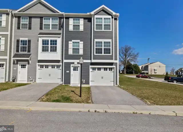 Property at 124 H St Unit 1-24, Carlisle, PA, 17013, 4 beds, 2.5 baths, [object Object]
