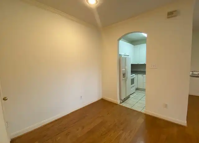 Property at 2001 Bering Dr Unit 5B, Houston, TX, 77057, 1 bed, 1 bath, [object Object]