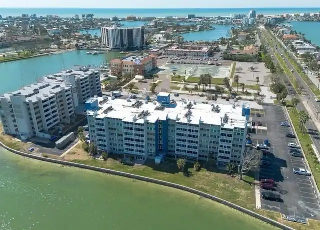 Property at 500 Treasure Island Cswy #305, Treasure Island, FL, 33706, 1 bed, 1.5 baths, [object Object]