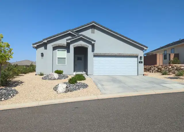 Property at 909 N Pleasant Valley Ln, Washington, UT, 84780, 3 beds, 2 baths, [object Object]