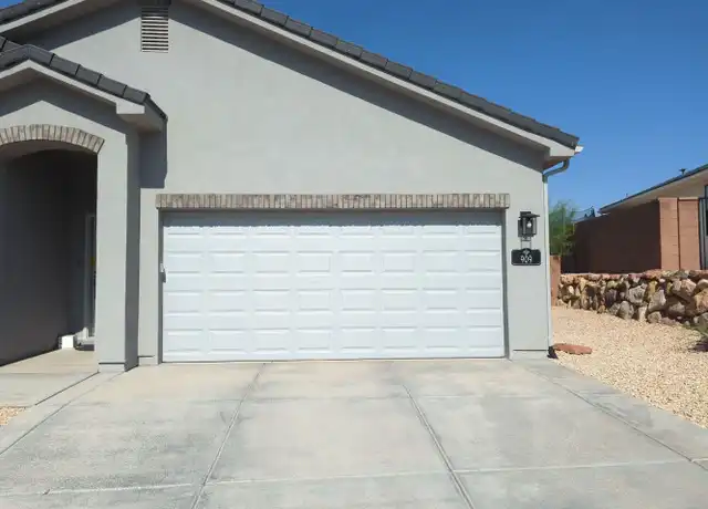 Property at 909 N Pleasant Valley Ln, Washington, UT, 84780, 3 beds, 2 baths, [object Object]