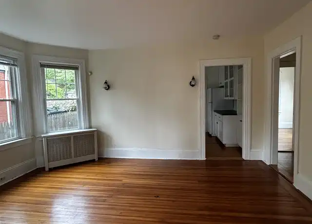 Property at 556-558 Hope St Unit 1, Providence, RI, 02906, 2 beds, 1 bath, [object Object]