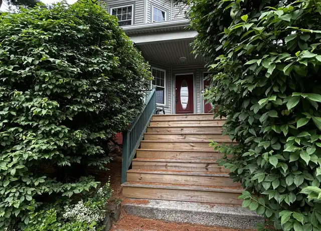 Property at 556-558 Hope St Unit 1, Providence, RI, 02906, 2 beds, 1 bath, [object Object]
