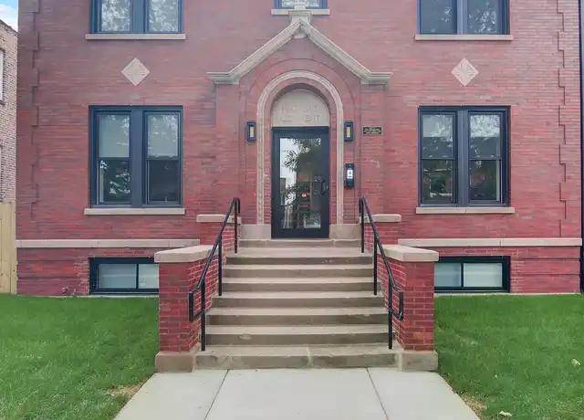 Property at 4927 N Claremont - "The Convent" - 4927 N Claremont Ave, Chicago, IL, 60625, 1 bed, 1 bath, [object Object]