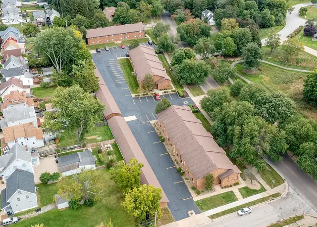 Photo of 101 E Firestone Blvd, Akron, OH 44301