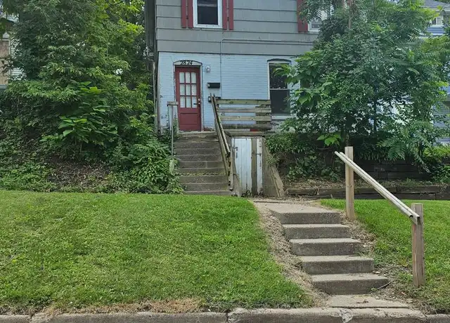 Property at 2824 8th Ave Apt 1 (Lower), Rock Island, IL, 61201, 2 beds, 1 bath, [object Object]