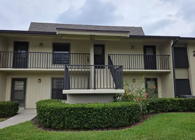 Property at 21 Plantation Dr #202, Vero Beach, FL, 32966, 2 beds, 2 baths, [object Object]