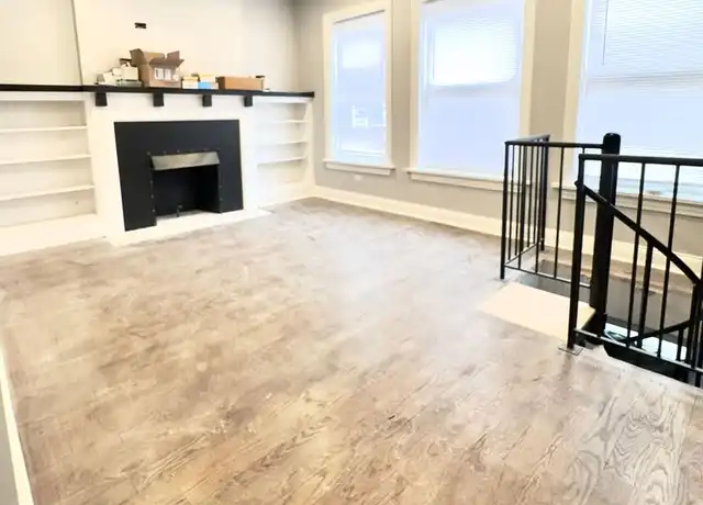 Property at 6257 N Lakewood Ave Unit 6257-1, Chicago, IL, 60660, 4 beds, 2 baths, [object Object]