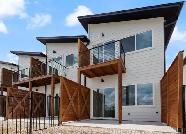 Property at 21200 Portsmouth Cv, Lago Vista, TX, 78645, 3 beds, 2.5 baths, [object Object]