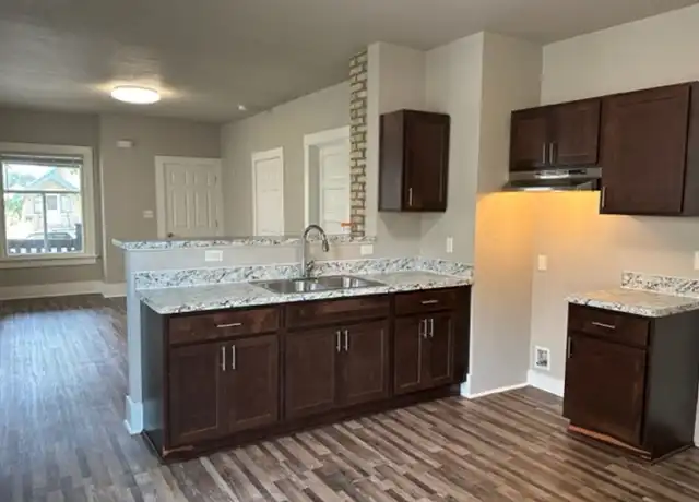 Property at 20 W Melvina St Unit 1920 Lower, Milwaukee, WI, 53212, 3 beds, 1 bath, [object Object]