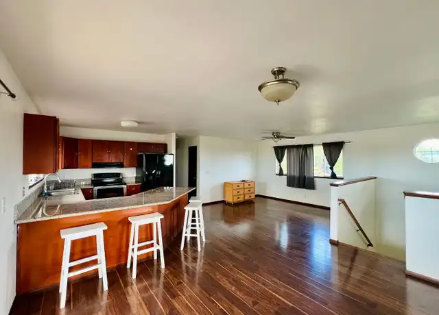 Property at 462 Kaiolohia St Unit Upstairs 3/1, Kihei, HI, 96753, 3 beds, 1 bath, [object Object]