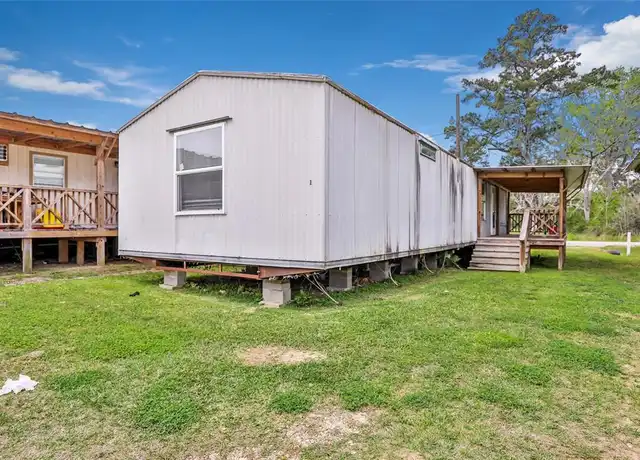 Property at 10821 Texas 150 Unit 18, Shepherd, TX, 77371, 2 beds, 1 bath, [object Object]