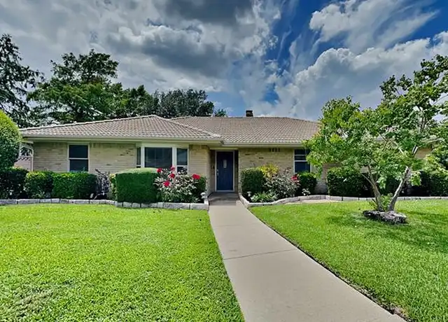 Property at 9 Brookfield Ct, Roanoke, TX, 76262, 3 beds, 2 baths, [object Object]