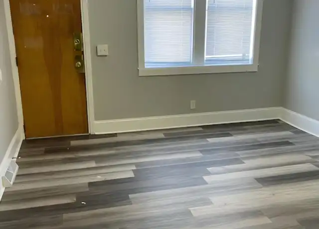 Property at 310 Western Ave, Davenport, IA, 52801, 1 bed, 1 bath, [object Object]