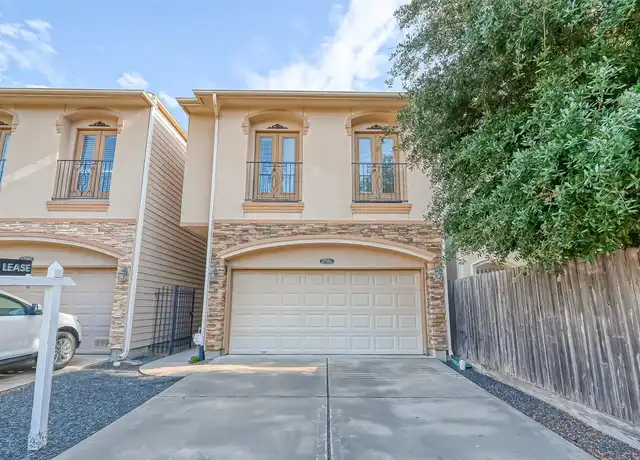 Property at 5708 Petty St Unit A, Houston, TX, 77007, 3 beds, 2.5 baths, [object Object]
