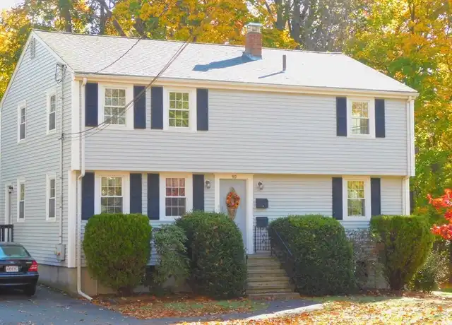 Property at 90 Sherman Ave Unit 2, Canton, MA, 02021, 2 beds, 1 bath, [object Object]