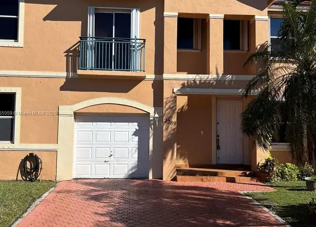 Property at 2289 NW 161st Ter Unit 8, Pembroke Pines, FL, 33028, 4 beds, 2 baths, [object Object]