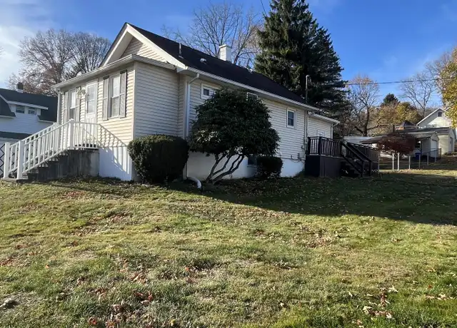 Property at 223 Sunnyside Ave, South Abington Township, PA, 18411, 2 beds, 2 baths, [object Object]