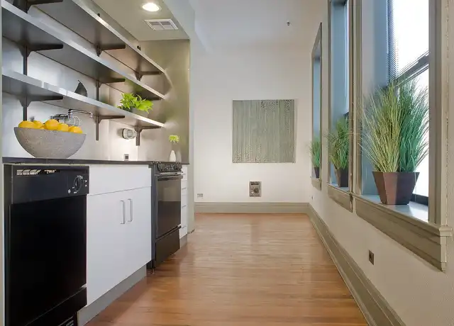 Property at Corona - 606 2nd Ave, Seattle, WA, 98104, 1 bed, 1 bath, [object Object]
