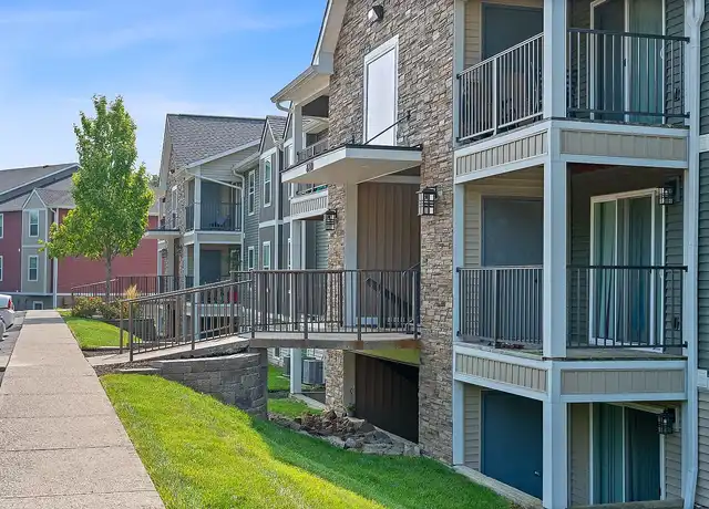 Property at Galbraith Pointe Apartments and Townhomes - 8240 Galbraith Point Ln, Cincinnati, OH, 45231, 2-3 beds, 1.5-2.5 baths, [object Object]