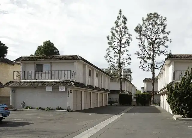 Property at El Syd Apartments - 1921 Anaheim Ave, Costa Mesa, CA, 92627, 2 beds, 1.5-2 baths, Contact for Price