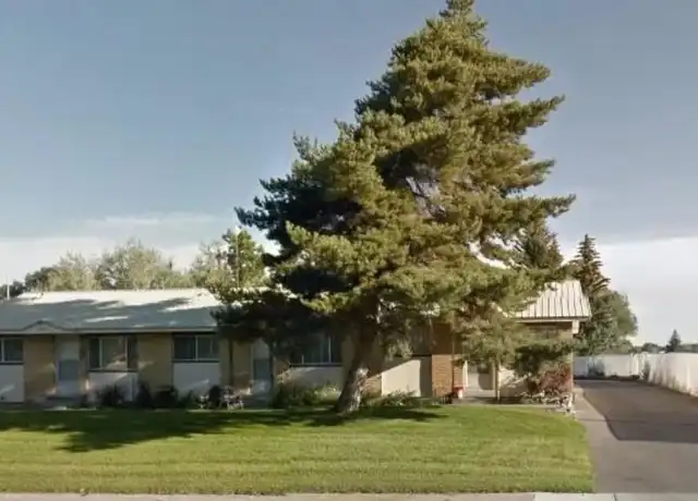 Property at 871 1st St, Idaho Falls, ID, 83401, 2 beds, 1 bath, [object Object]