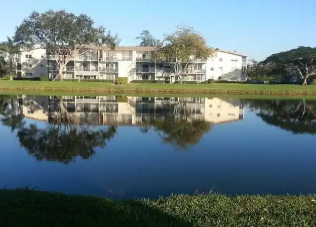 Property at 330 Fanshaw H, Boca Raton, FL, 33434, 1 bed, 1 bath, [object Object]