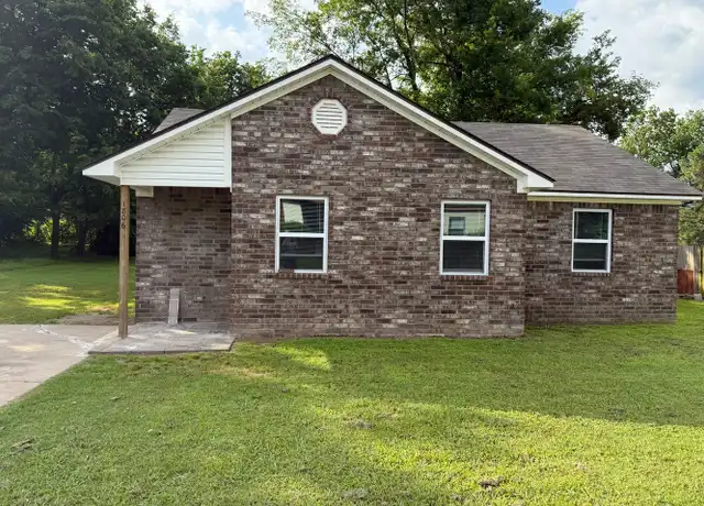 Property at 1806 N 13th St, Fort Smith, AR, 72904, 3 beds, 1 bath, [object Object]