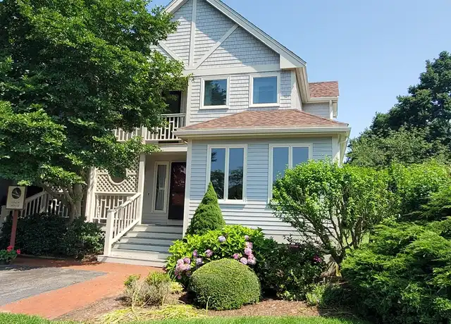 Property at 15 Hammersmith Rd Unit 33, Newport, RI, 02840, 2 beds, 2.5 baths, [object Object]