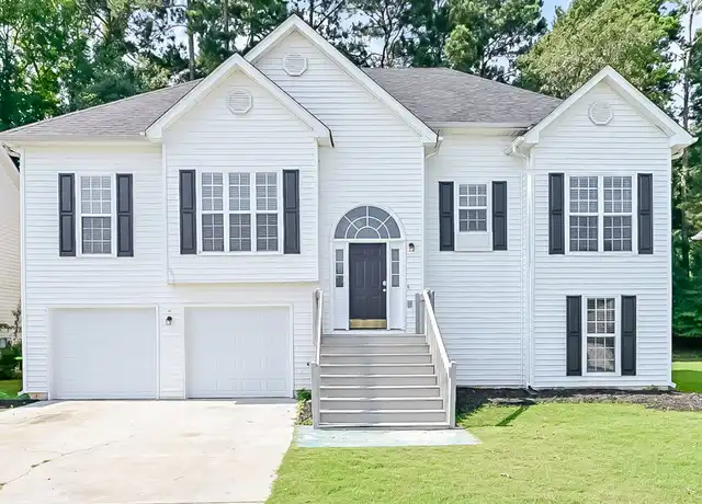Property at 130 Harbour Lake Dr, Fayetteville, GA, 30215, 4 beds, 3 baths, [object Object]