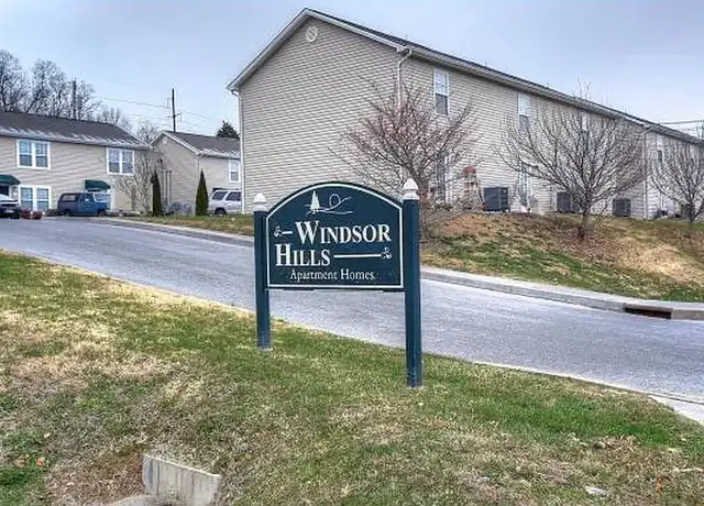 Property at Windsor Hills Condominiums - 2306 E Lakeview Dr, Johnson City, TN, 37601, 2 beds, 1.5 baths, [object Object]