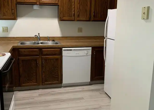 Property at 4805 E 13th St Unit 2, Cheyenne, WY, 82001, 2 beds, 1 bath, [object Object]