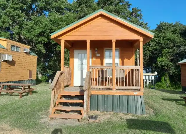Property at 10283 McKenzie Dr, Quinlan, TX, 75474, 1 bed, 1 bath, [object Object]