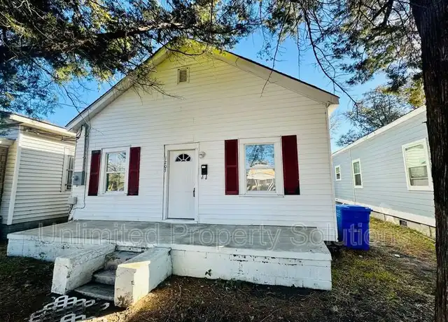 Property at 1203 S 8th St, Wilmington, NC, 28401, 3 beds, 1 bath, [object Object]