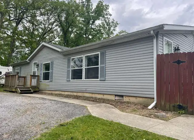 Property at 1312 Redwing Rd, Valparaiso, IN, 46383, 3 beds, 2 baths, [object Object]